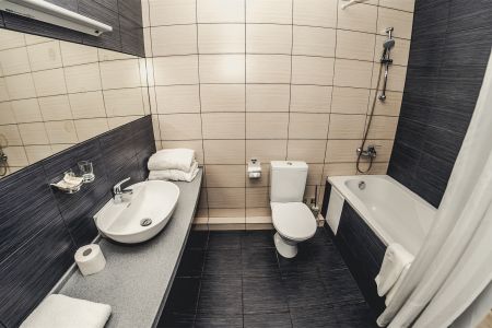 Студия двухкомнатная вид на море с ванной